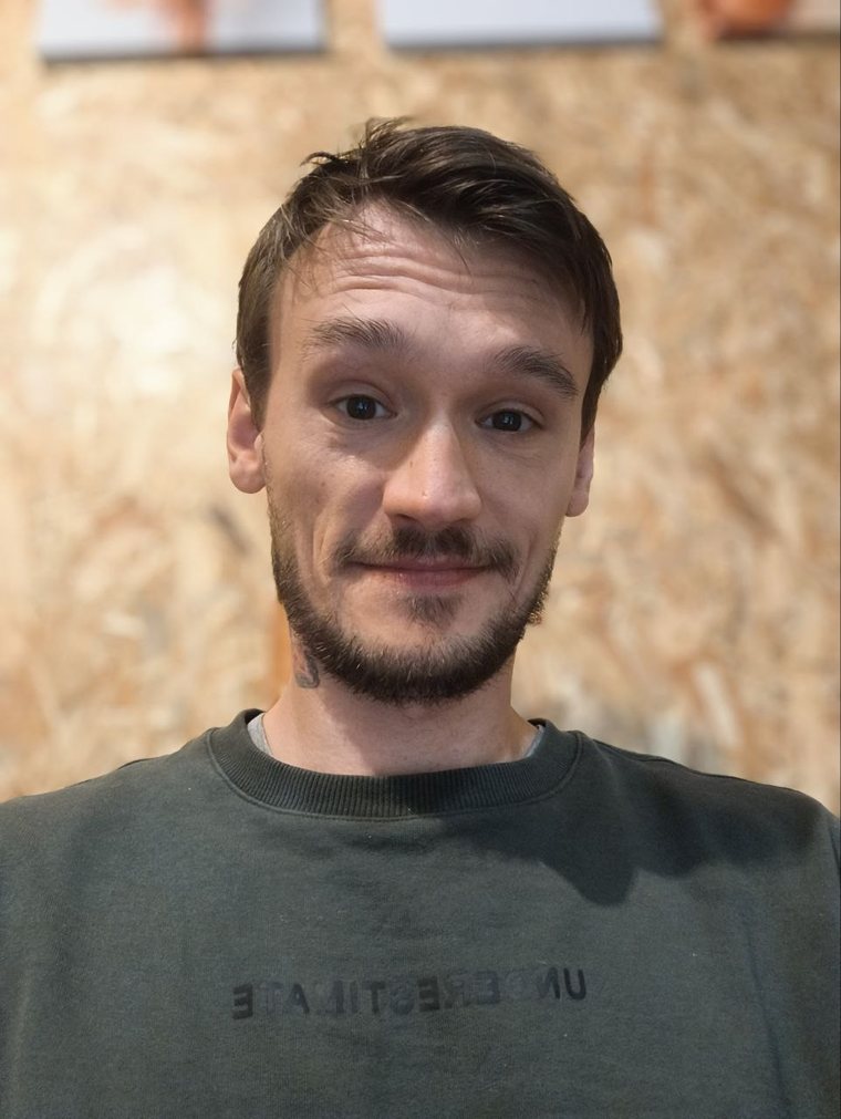 Виктор Строев